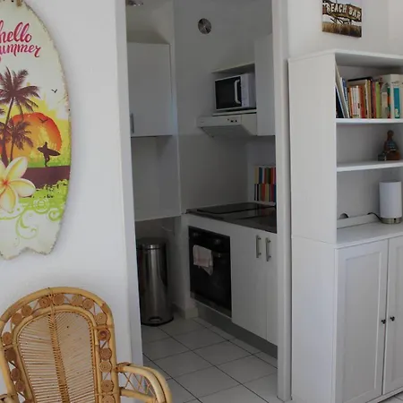Apartment Superbe Climatise Vue Port Et - 4yacht37